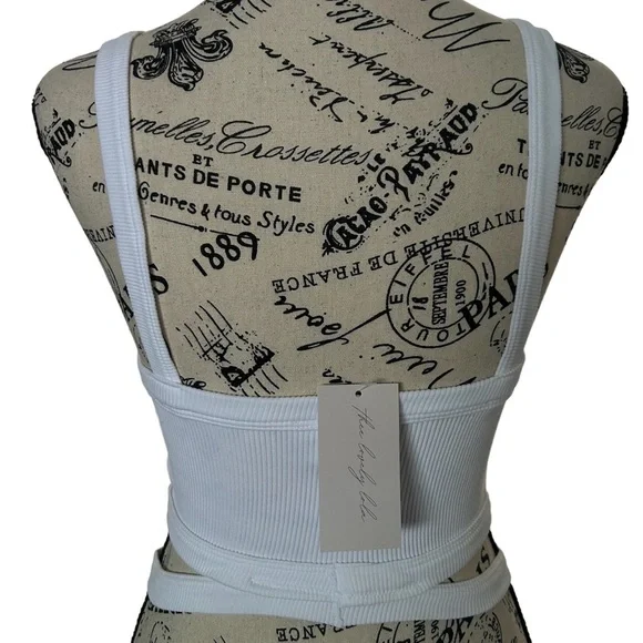 Brand New Ribbed Crop Top With Cut Outs - Picture 4 of 6